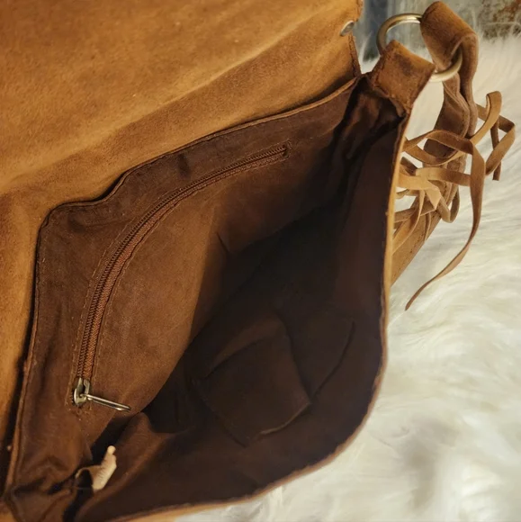 Vintage Leather Fringe Hobo Oversized Crossbody/Messenger Bag - Picture 8 of 10